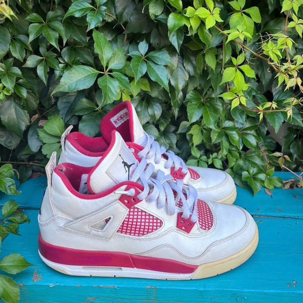 Jordan Kids Sneakers in White and Red